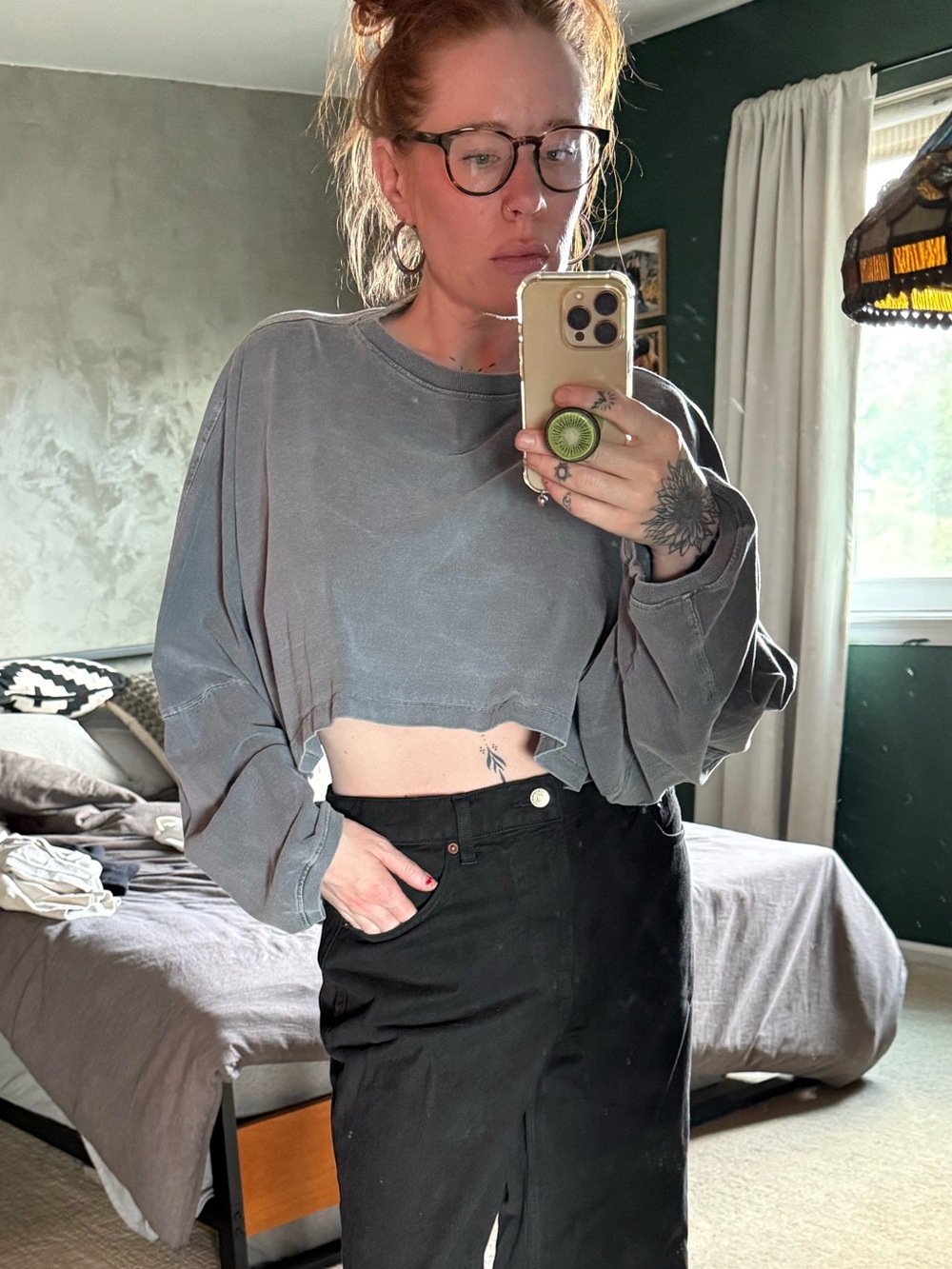 Joah Brown Gray/Green Cropped Oversized Long Sleeve Top – M/L